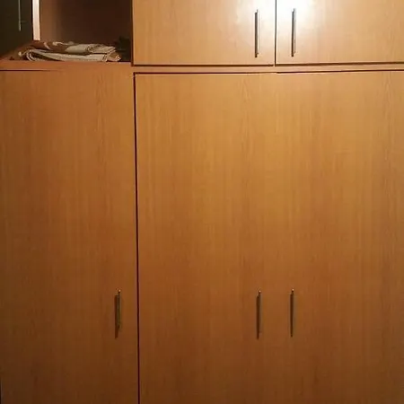 Pied-a-terre In